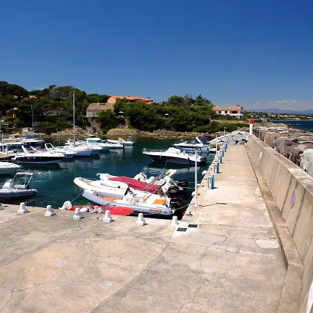Mas Provencal 8 Personnes La Farigoulette Aux Issambres Saint-Peïre-sur-Mer