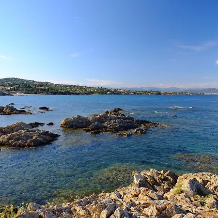Mas Provencal 8 Personnes La Farigoulette Aux Issambres Сasa de vacaciones